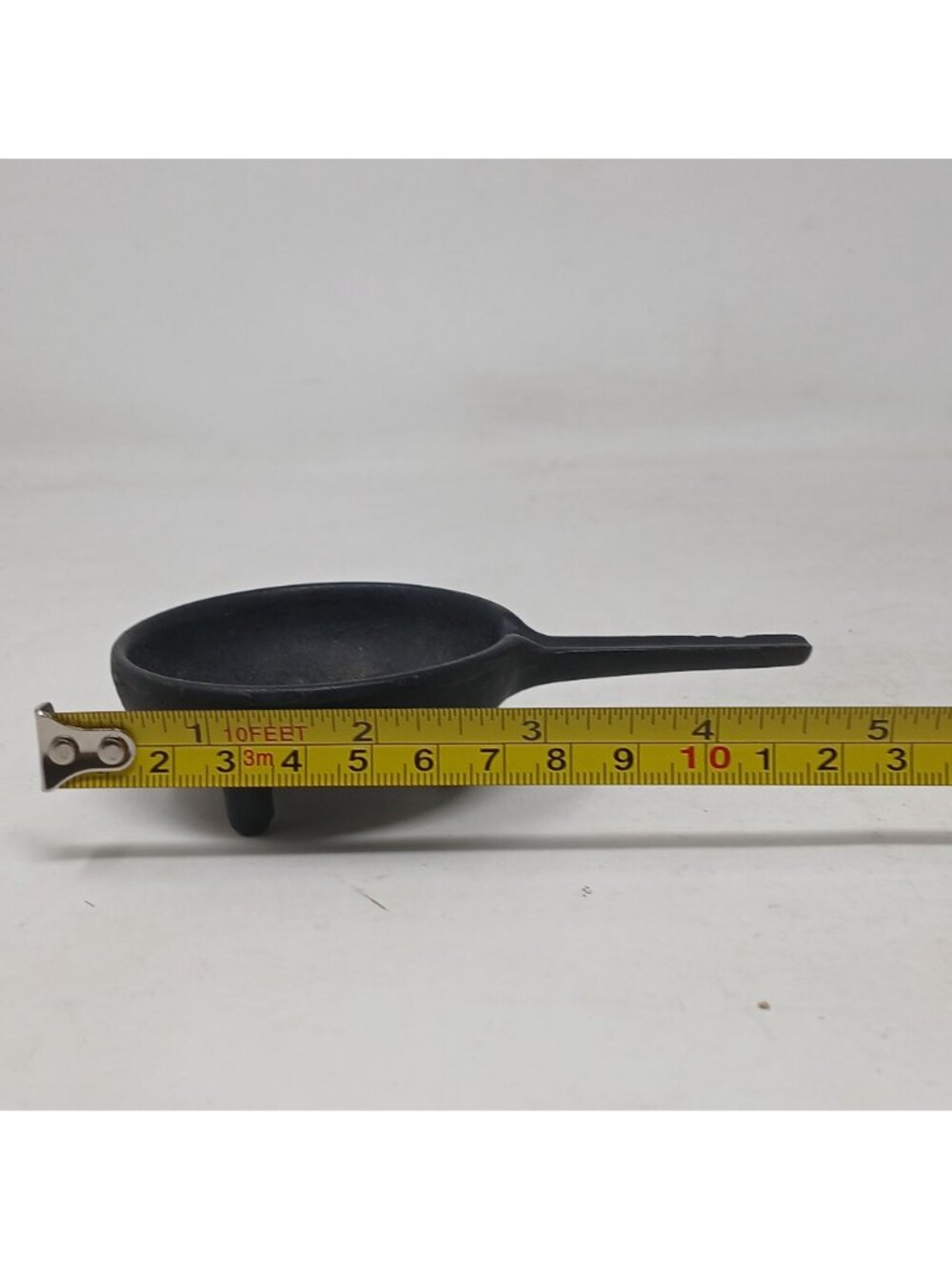 Ashtray Cast Iron Miniature  3 Footed Spider Pot 4.75" Long W/Handle VTG #WS-3 - Picture 3 of 10